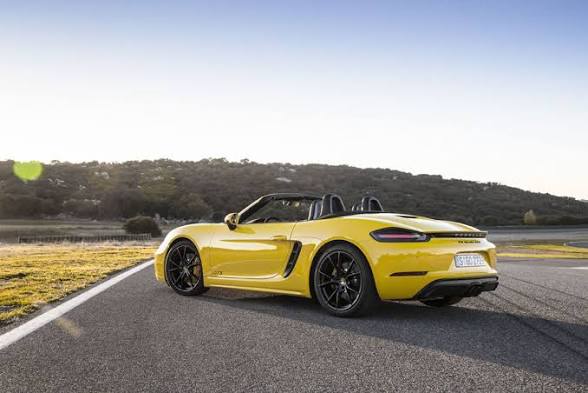 2018 Porsche Cayman 718 Cayman GTS PDK