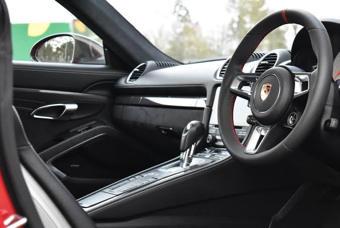 2018 Porsche Cayman 718 Cayman GTS PDK
